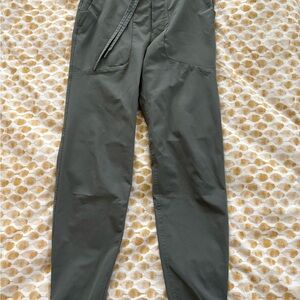 Men's lululemon ABC jogger